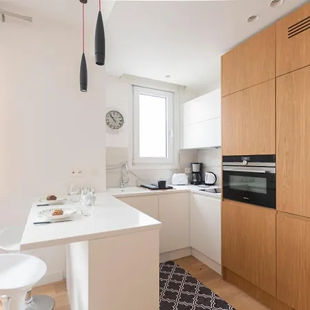 Guestready - Elegant Escape Near Plaza Athenee Apartman *